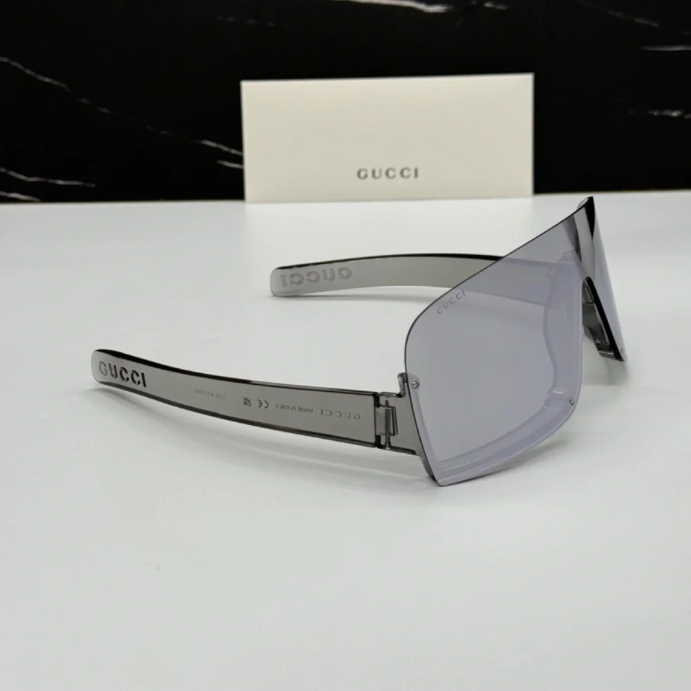 NEW GG1637S 002 GUCCI SHIELD WOMEN SUNGLASSES GREY GUCCI - Picture 8 of 12